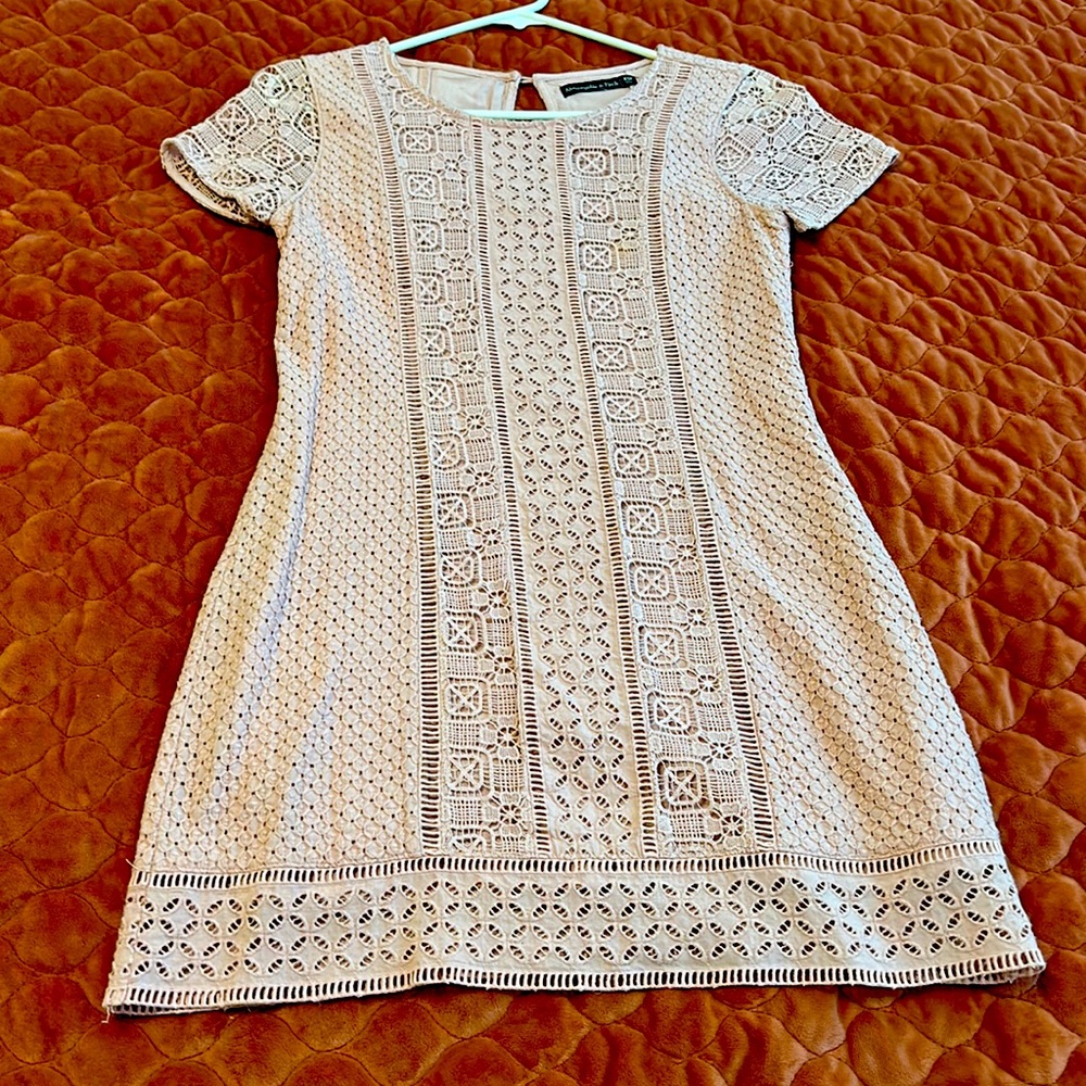 *Abercrombie* light pink dress